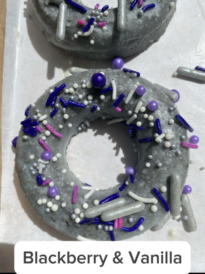 Blackberry & Vanilla Donut Bath Bomb | Sweet & Tart