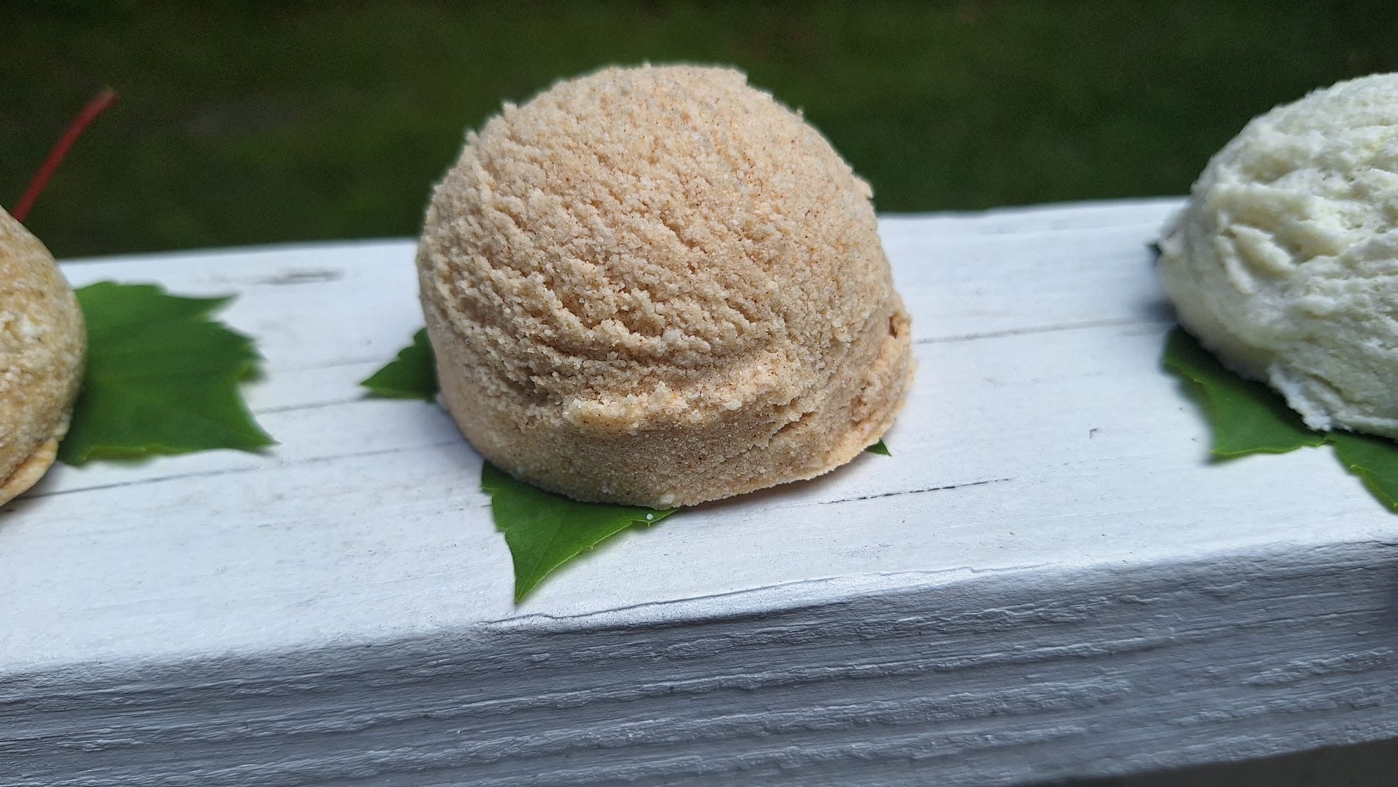 Tropical Sunstone Bath Truffle | Mango, Pineapple & Sweet Orange